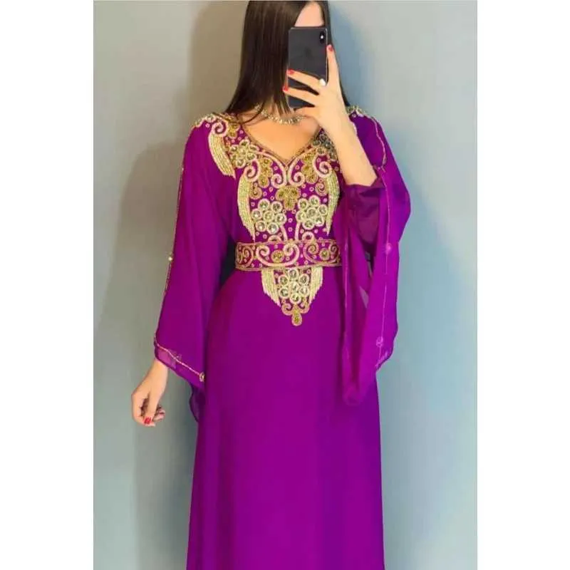 Vêtements ethniques Vêtements africains violets Perle formelle du Maroc