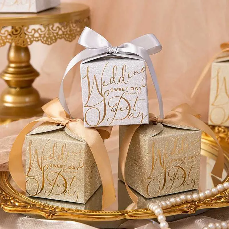 Confezionamento da regalo quadrato scatola da regalo telaio di cartone packaging dolce giorno di cioccolato di matrimonio caramelle per matrimoni scontatiq240511