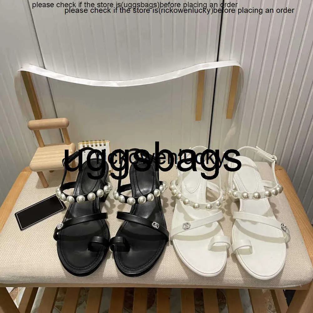 Chanells Sandales de canal de chaussures Chunky Talon C Pearl Femmes Lady Slippers Slides en cuir Slip de luxe sur les plats plats Flats Sandale Sandal Flip Flops Mid Talons Party Dre