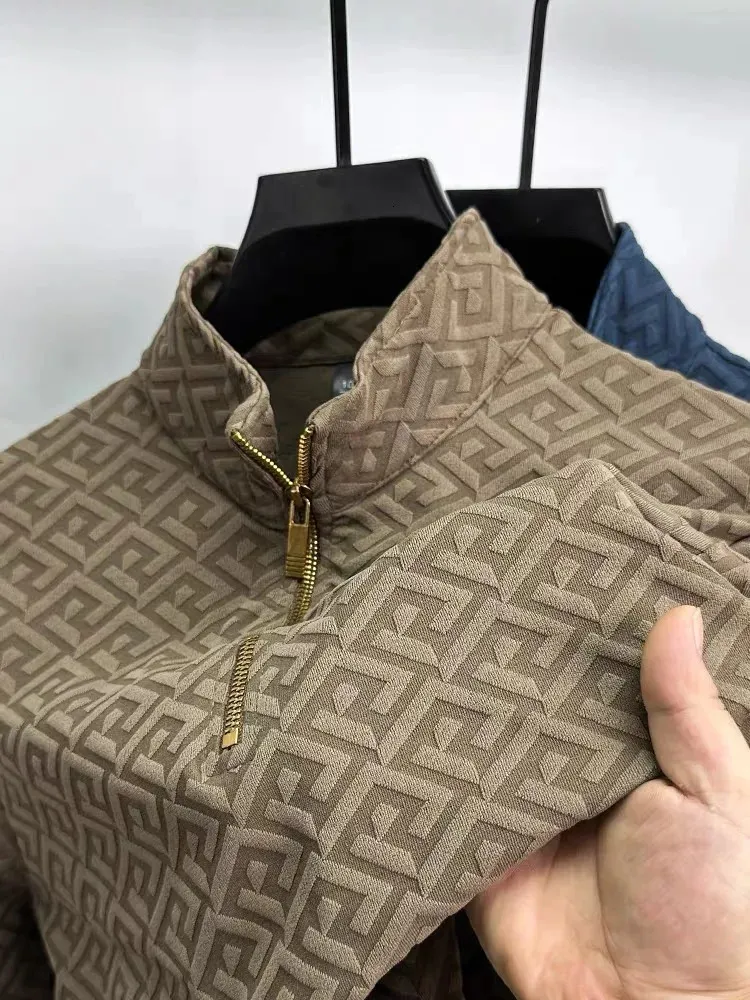 Yüksek uç geometrik jakard sweater erkekler fermuarlı ayağa kalkmak uzun kollu tişört sonbahar moda markası gevşek fermuar 240430