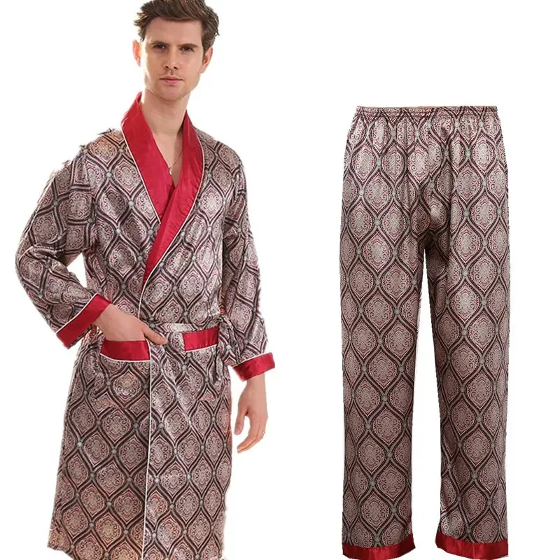 Pyjama en coton Set 7xl Deux pièces pour hommes shorts de salle de bain Set Silk Pyjamas Mens Kimono Ménage doux et confortable Bathrobe de sommeil 240509