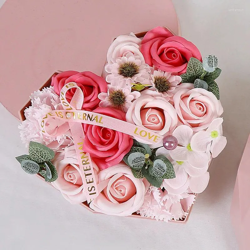 Fleurs décoratives Rose Petal Bath Savon Fleur coeur en forme de floral parfumé pour le mariage Générat d'anniversaire de la Saint-Valentin