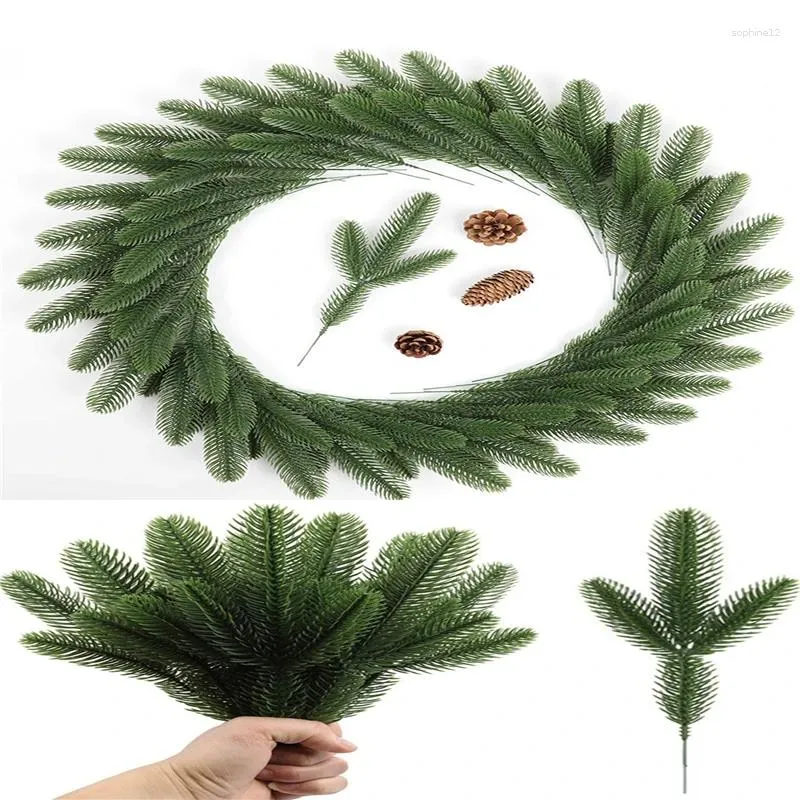 Fleurs décoratives 6pcs Simulation Plante Pine Neignele Fake Green Home Artificial Artificial Decor décoration de Noël Decoration festive