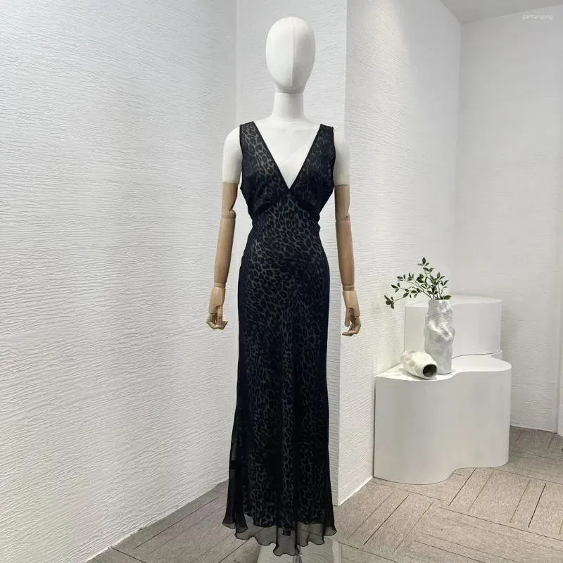Casual Dresses Black Leopard Print Sleeveless V-neck Midi Dress Self Tie Bow Back At Waist 2024 High Quality Silk Summer Clothes For Women