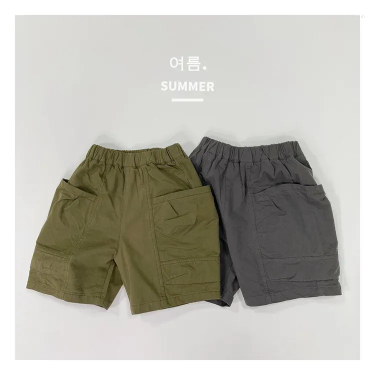 Byxor 2024 Summer Childrens Pants for Boys and Girls Casual Pocket Work Shorts Baby Western Korean Edition