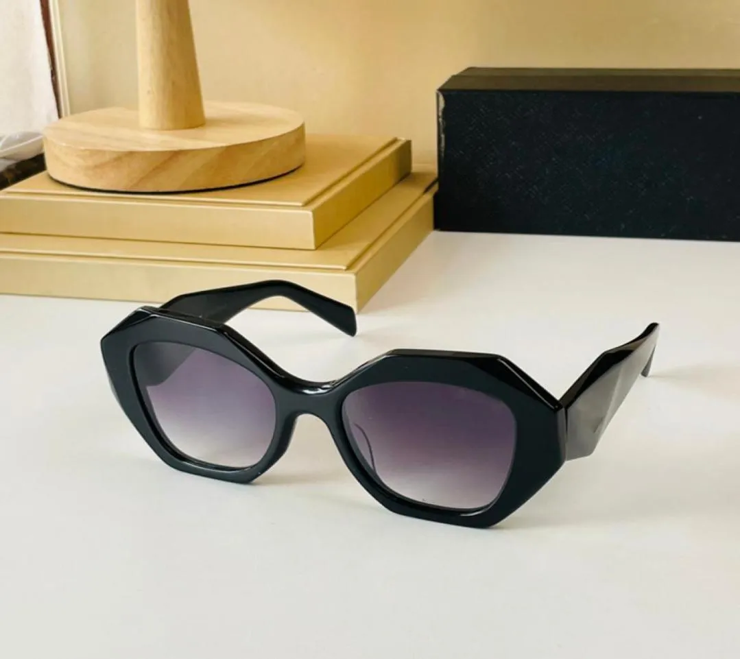 Summer Womens Designer Sunglasses com cadeia geométrica de estilo moderno bump texture show de moda charme anti -ultravioleta retro sun1855641