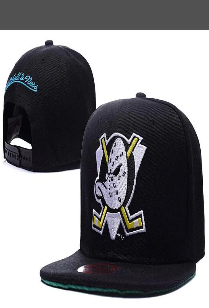 New Men039s Anaheim Mighty Ducks Snapback Hats Team Logo Embroidery Sport Регулируемые хоккейные шапки для хип -хоп.