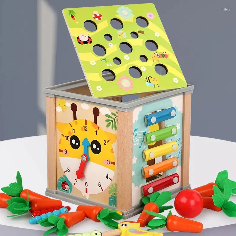 Party Favor Children's's Gift Multifinectional Treasure Coffre jouant le piano en train de retirer les carottes et de jumeler des fruits avec des blocs de construction