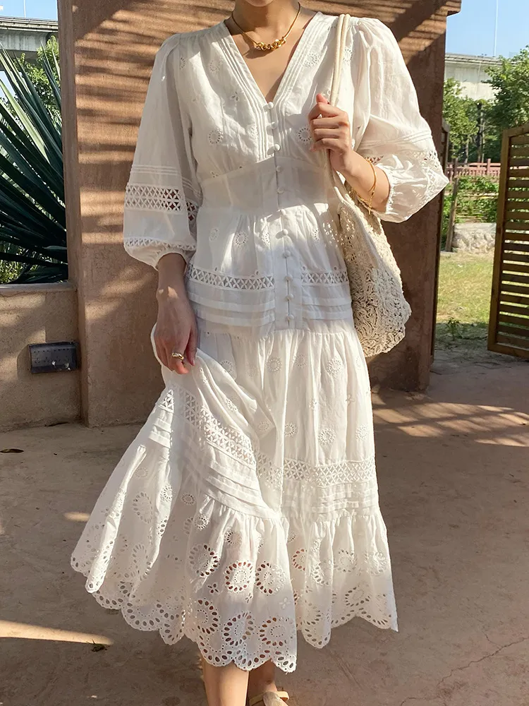 White midi casual dress 2025