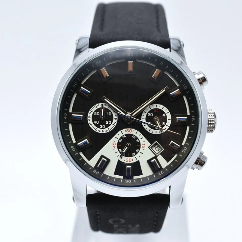 En vente 42 mm chronographe militaire en cuir décontracté quartz mec deigner watch day date mens montres en gros cadeaux masculins