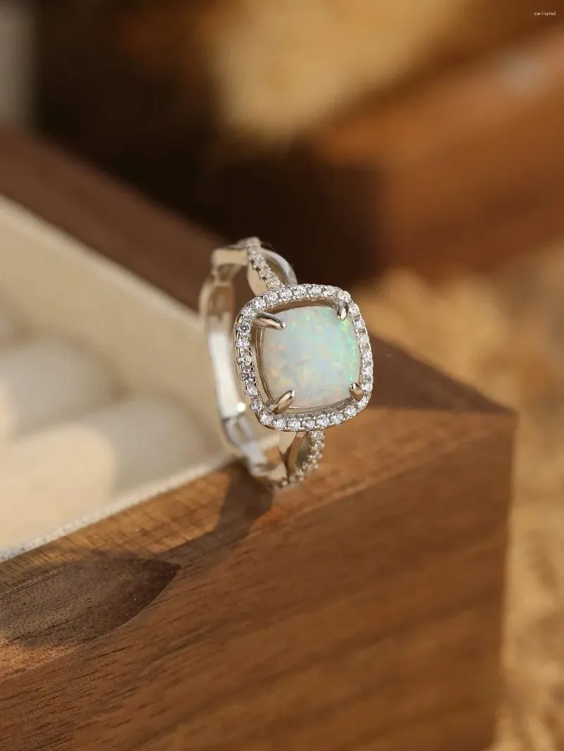 Pierścienie klastra Pure 925 Srebrny pierścionek damski z olśniewającym opalem i cyrkonem słodki romantyczny do codziennego zużycia zaręczyn