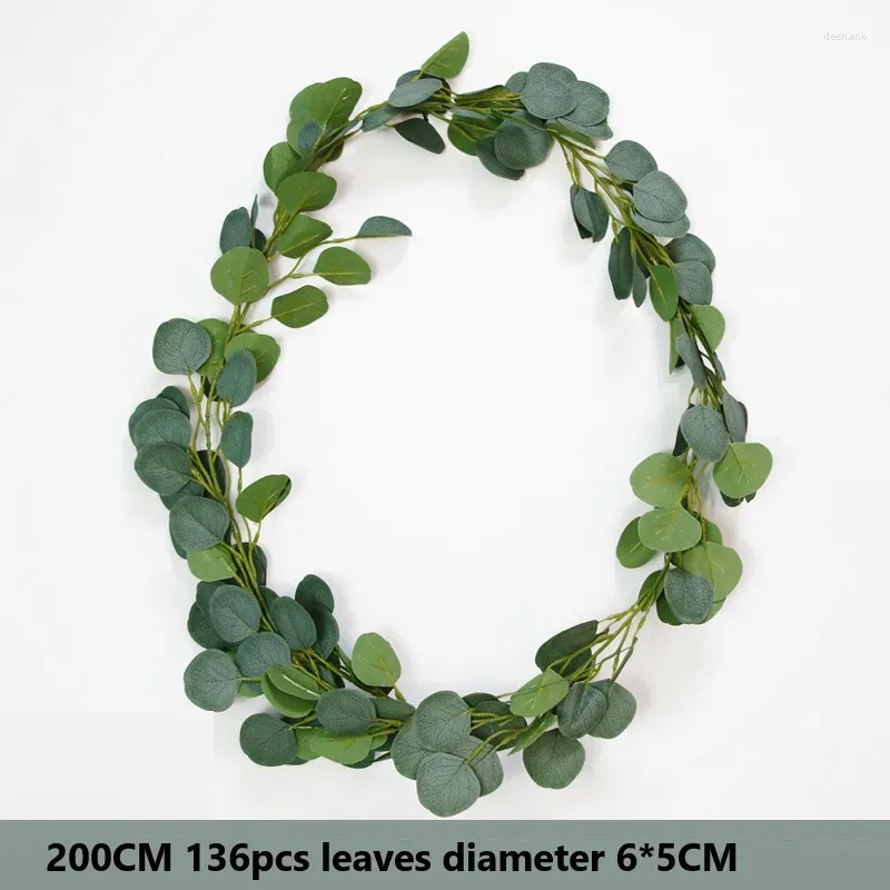 Fiori decorativi 200 cm 136 foglie di canna artificiale Eucalipto Green Plant False Wedding Vine Decorazione della parete