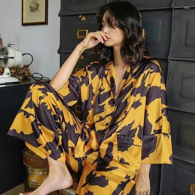 Home Clothing Satin Silk Pajamas For Women 2 Pieces Set Spring Autumn Loungewear Abstract Printed Gold Black Sleepwear Can Be Worn Outside