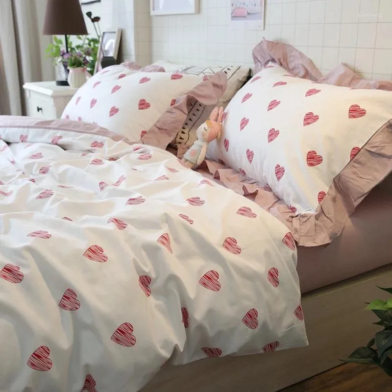 Bedding Sets Spotted Kawaii Cotton Set Aesthetic Modern Design For Girls Colchones De Cama Four-piece Suit BD50CJ
