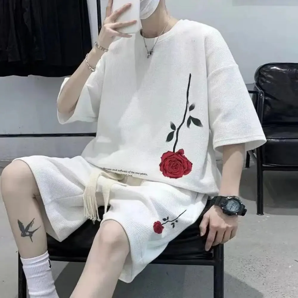 M-5xl Korean Fashion Streetwear Hip Hop Rose Rose Casual Short Cost Tshirt 2 Pieds set Summer Tracksuit Suit Men Harajuku Oversize Tee 240429