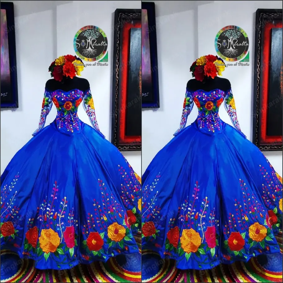 2022 Vintage Royal Blue Mexican Sweet 16 Robes Charro Fleur brodée Satin hors de l'épaule Quinceanera Robe Illusion Long Sleev 307J