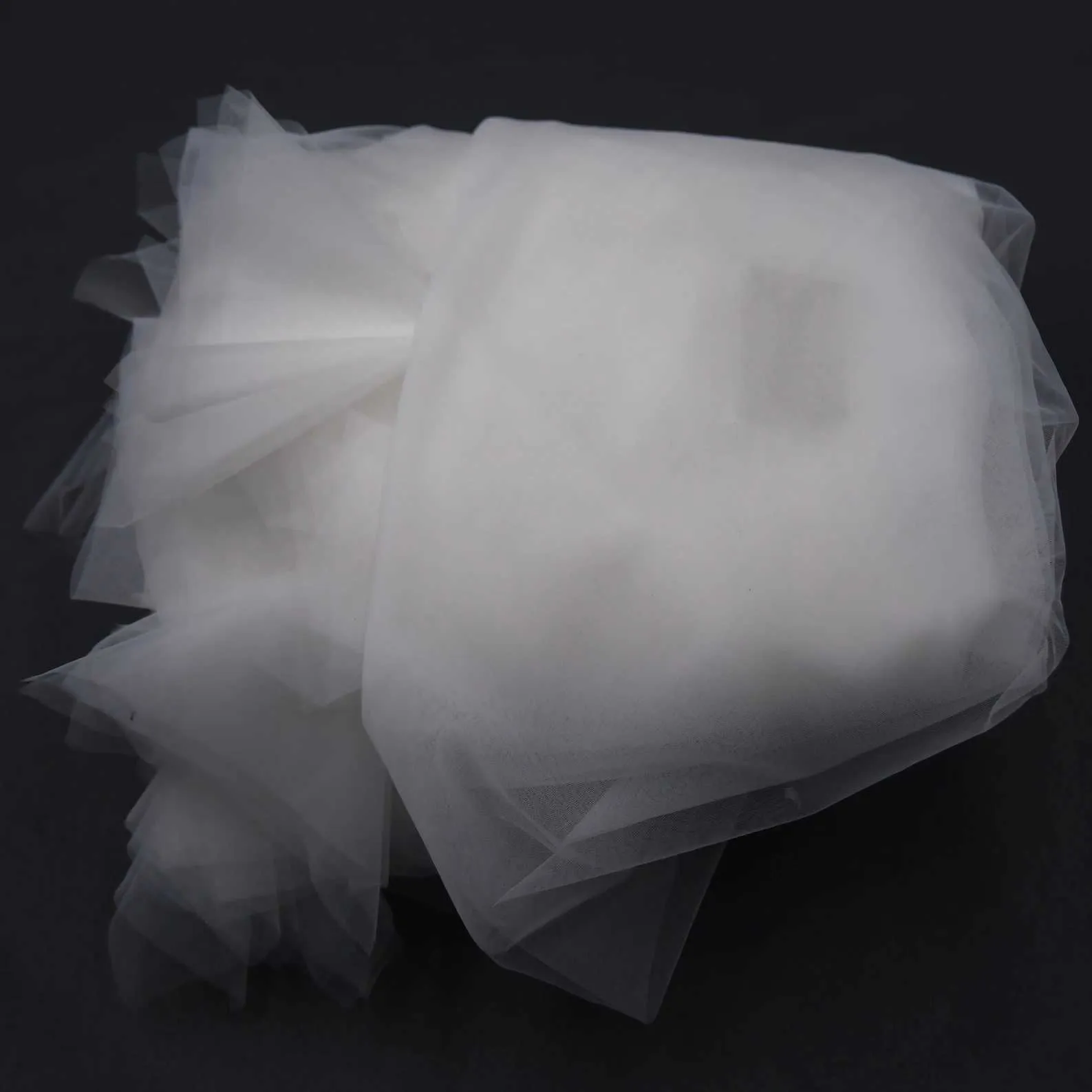Hair Jewelry V208 Long Bridal Veils 2 Tier Wedding Drop Style 3D Flower Trimmed Blusher Veil Cathedral Length Soft Tulle_voghion.com