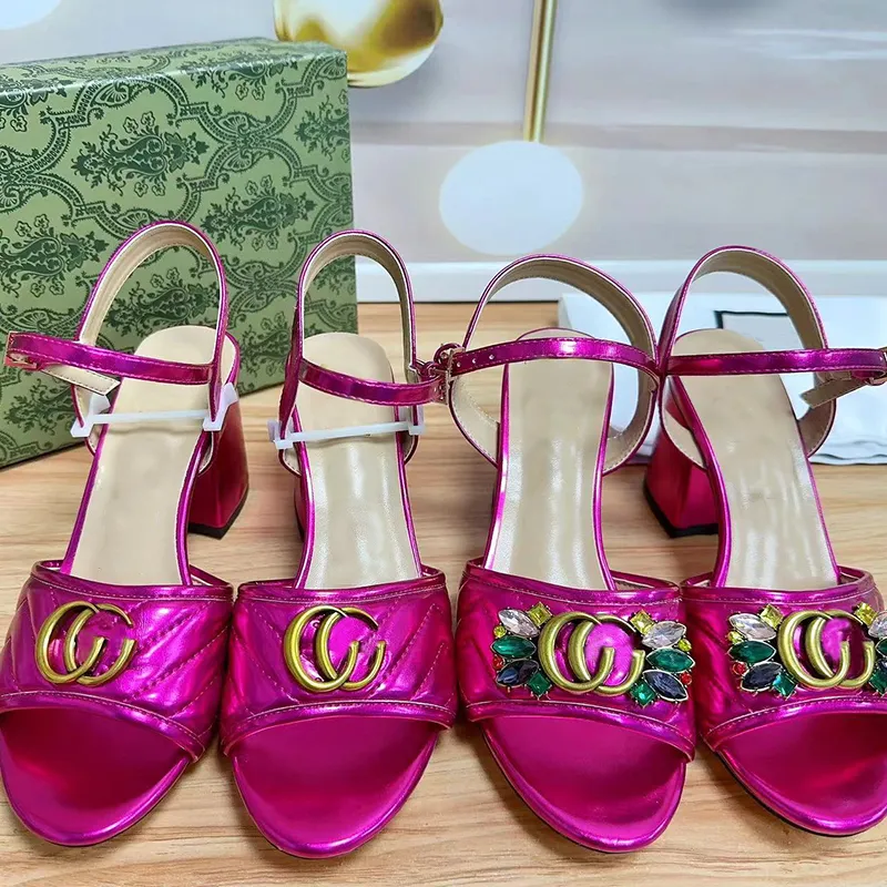Designer luksusowe obcasy 7 cm metalowe dekoracja bubaków wysokie obcasy skórzane damskie sandały damskie imprezowe buty ślubne buty klasyczne sukienki buty