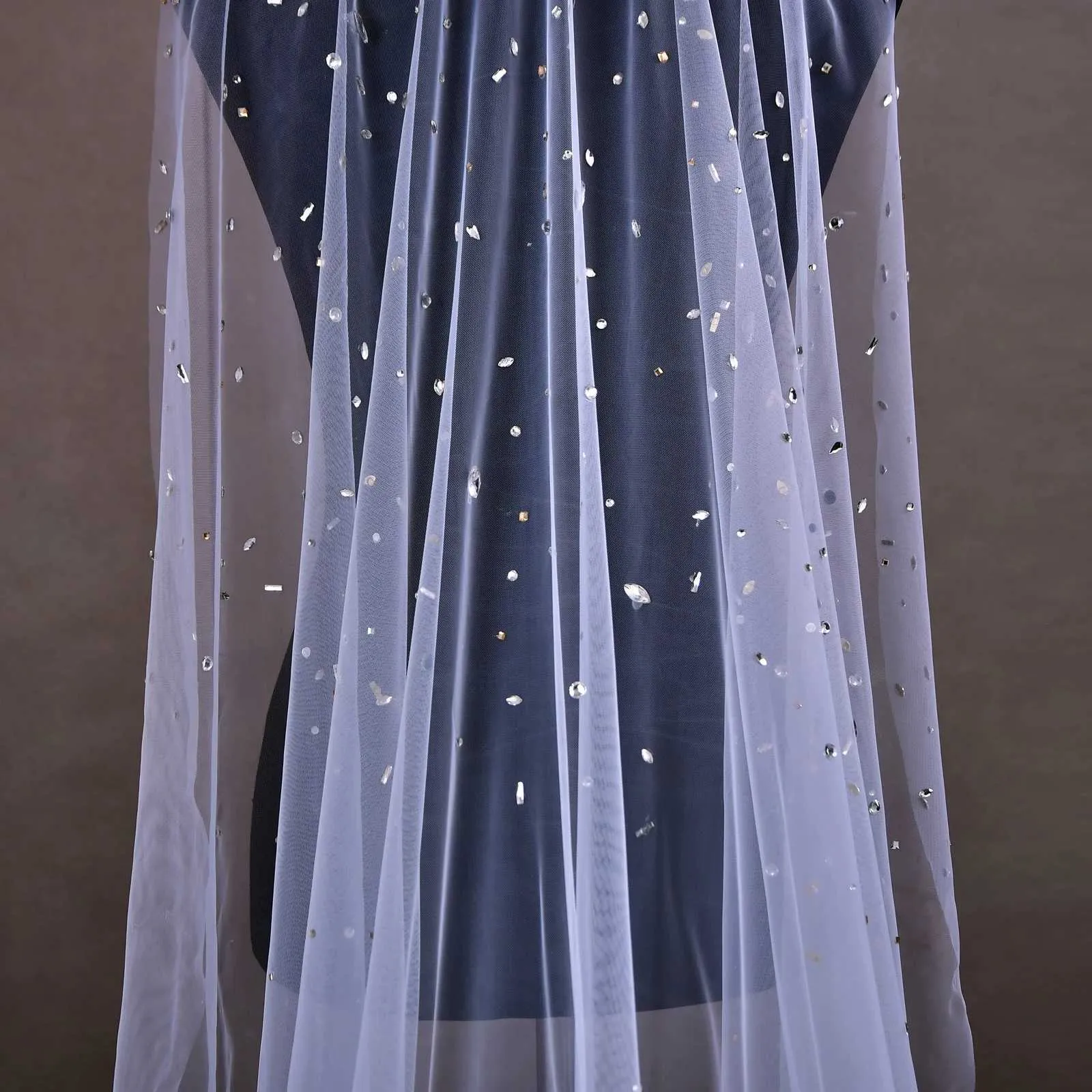 Gioielli per capelli V178 Veli da sposa con perline e cristalli, 1 strato, in tulle morbido con pettine, accessori da sposa per la sposa_voghion.com