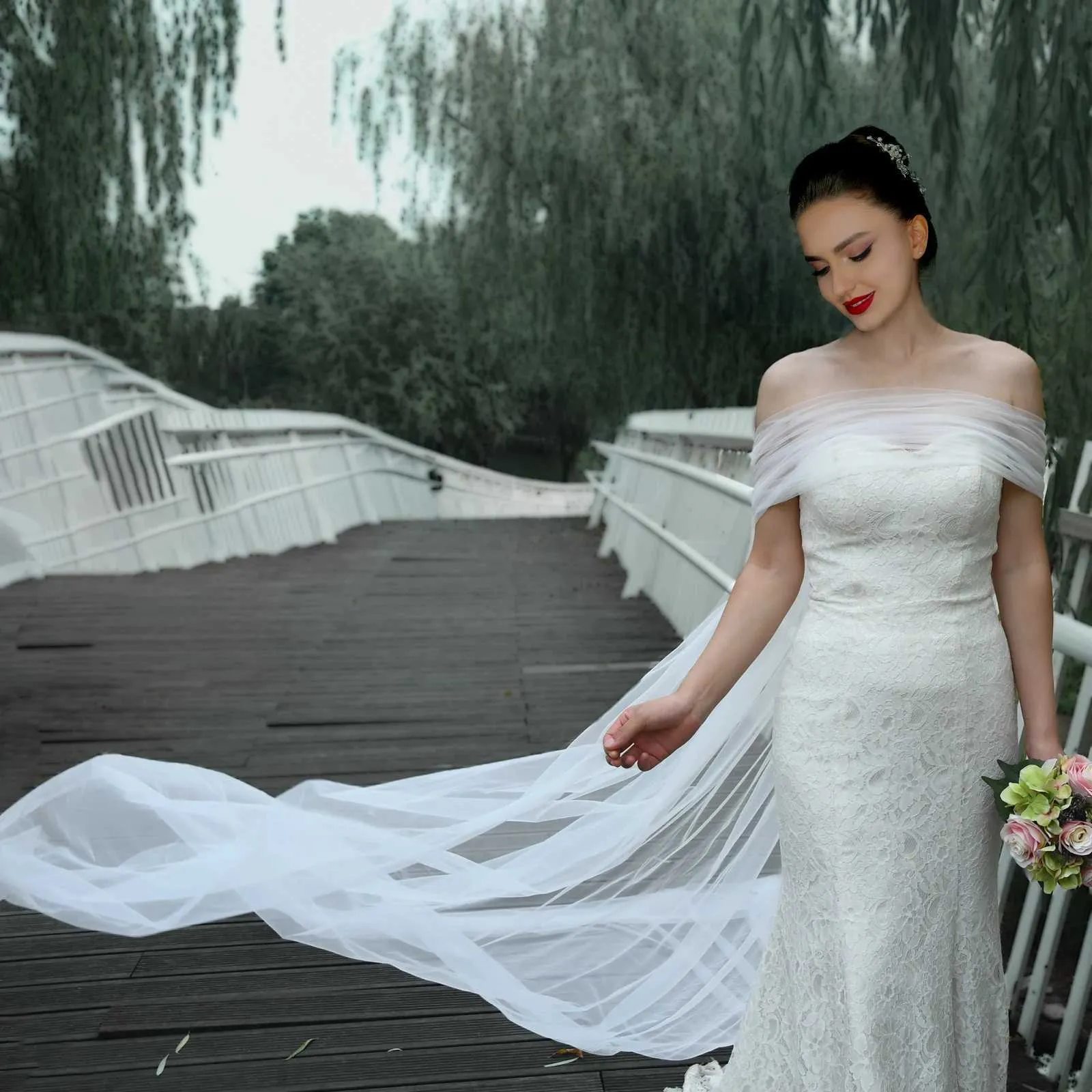 Bijuterii de păr VG87 Catedrală Mireasă Pelerină Voal Bolero Jachetă Femei Plus Size Șal Accesorii Mireasă Palton de Nuntă_voghion.com