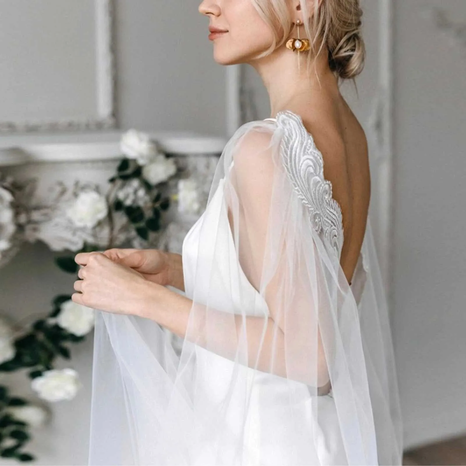Mantella da sposa con velo lungo cattedrale accessori capelli sposa_voghion.com