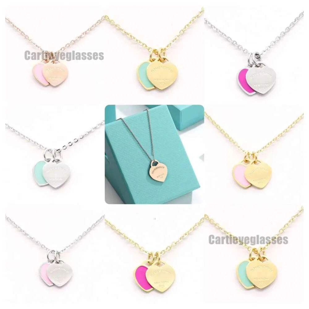 Colliers pendants Colliers chauds Collier de coeur femme Chaînes de bijoux Pendentif Pendre en acier inoxydable Cadeau d'anniversaire pour les femmes Gold plaquées Gold Isms