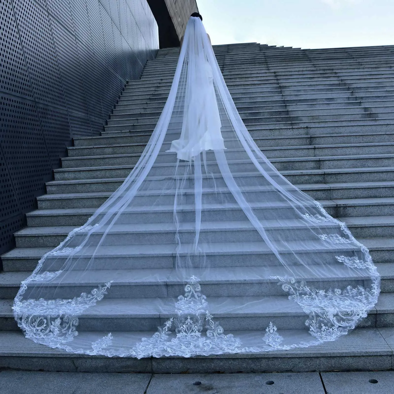 Gioielli per capelli Velo lungo da sposa a cattedrale Veli da sposa a 1 strato Applicazioni in pizzo Bordo Mantilla Accessori da sposa larghi per la sposa_voghion.com