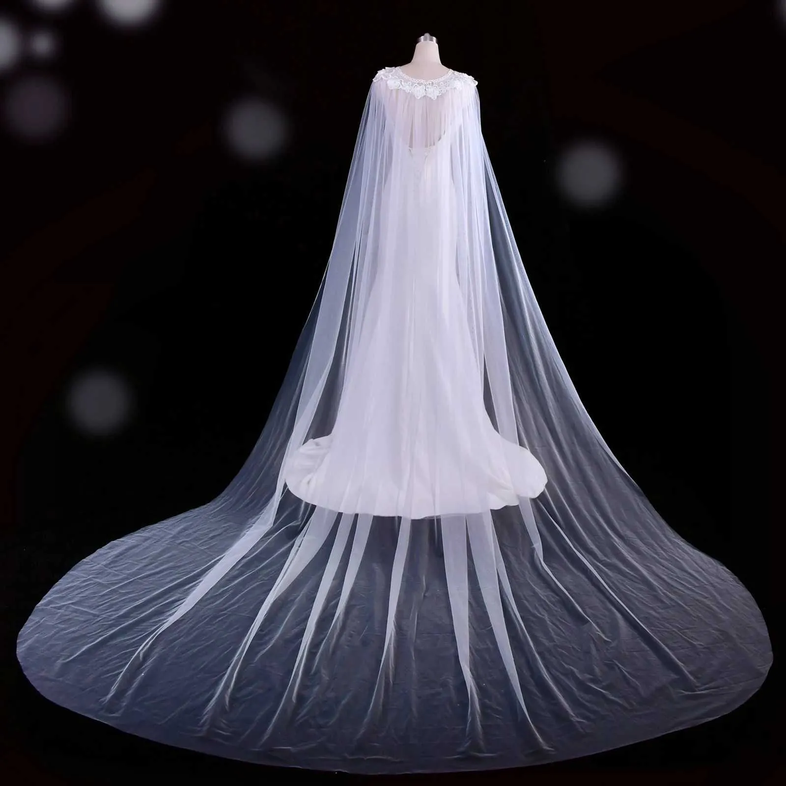 Bröllopshår smycken KAPE VG18 Lång bröllopskåpa Evening Cape Veil Jacket för kvinnor stor storlek Bolero Bridal Soft Tulle Shawl Wedding Accessories