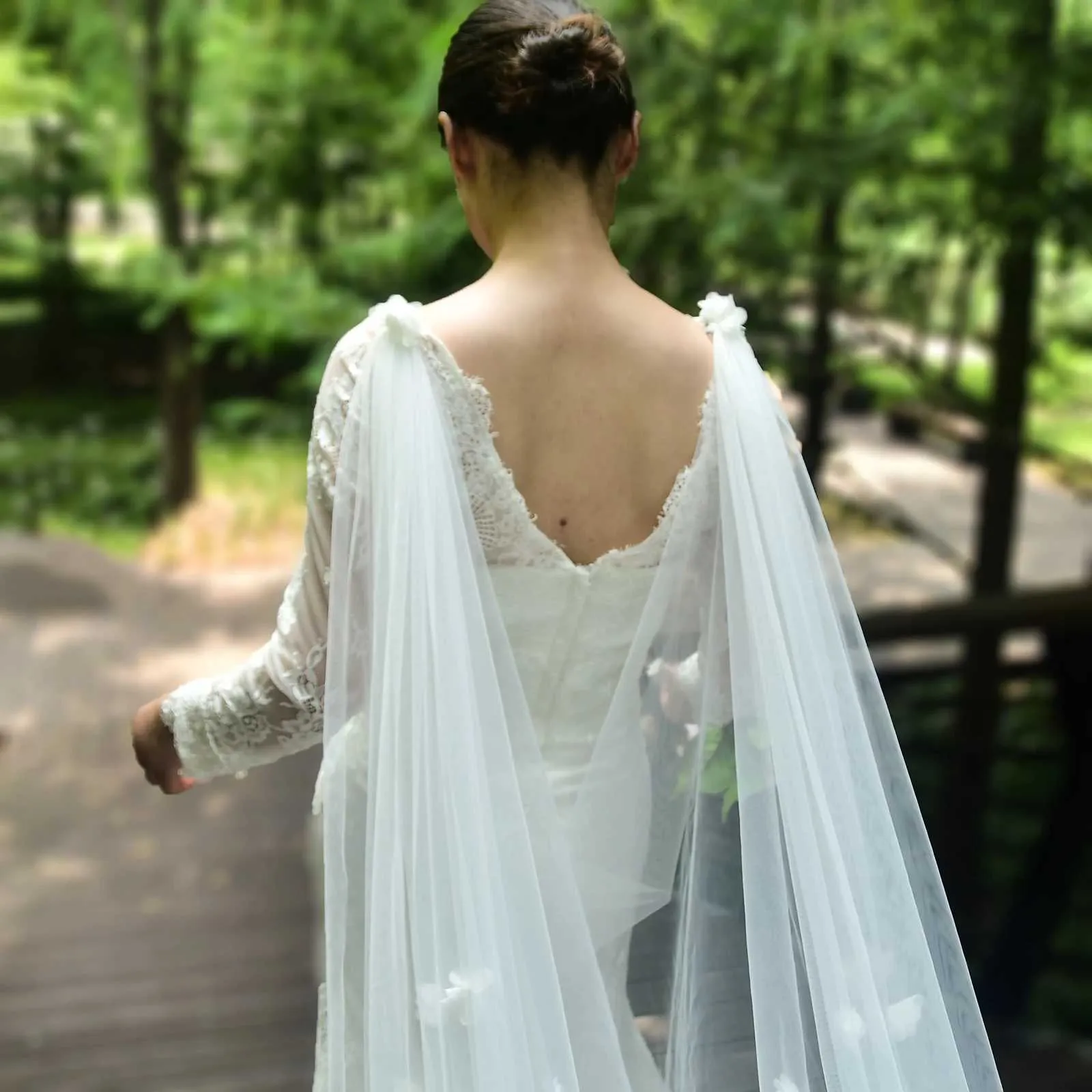 Bijoux de cheveux femmes VG44 voiles de mariée longue cathédrale style soirée cape veste femmes épaules nues boléro mariage_voghion.com