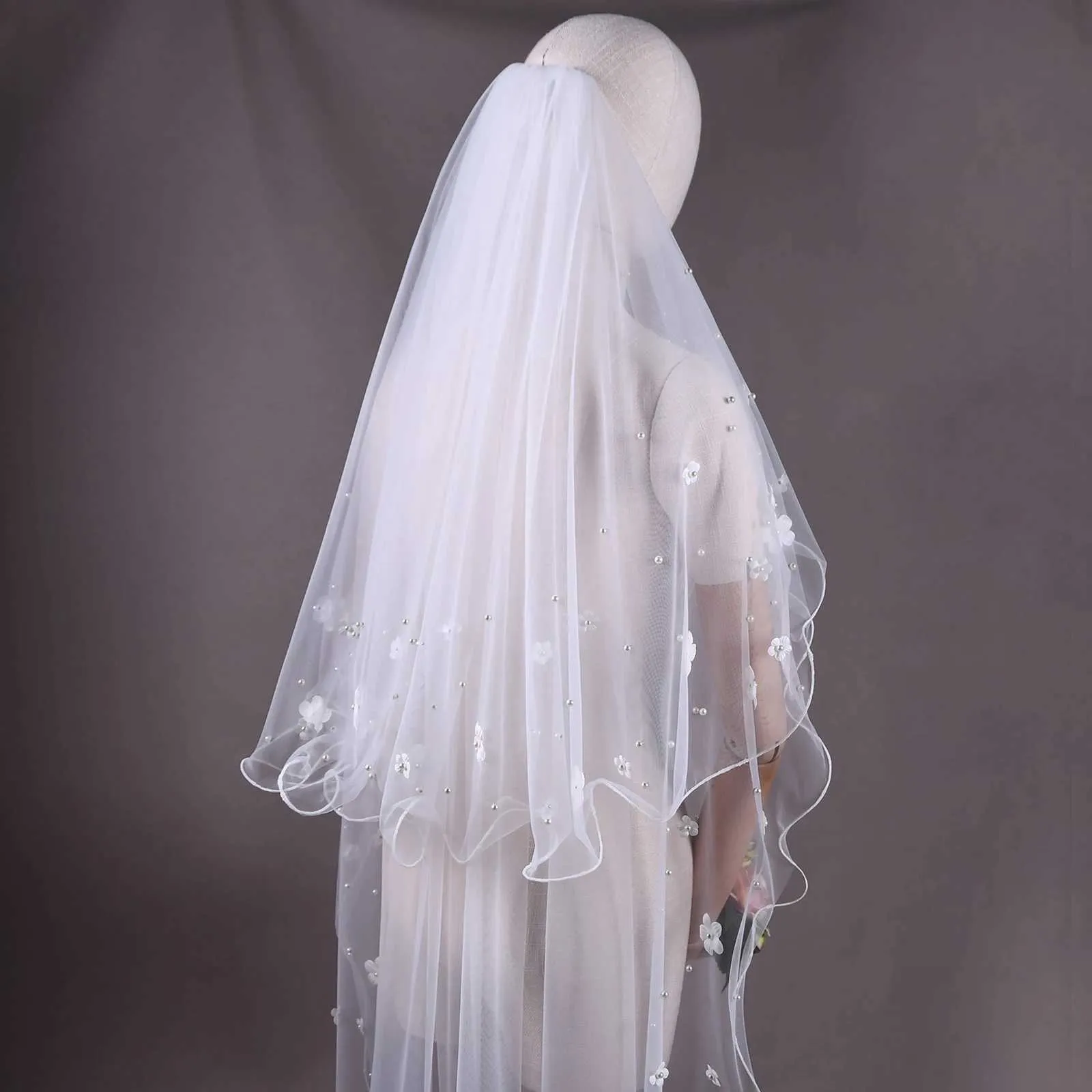 Bijoux pour cheveux V217 2 niveaux de voile de perles couvrant le visage fleurs 3D voiles de mariée en tulle souple avec peigne longs accessoires de mariage_voghion.com