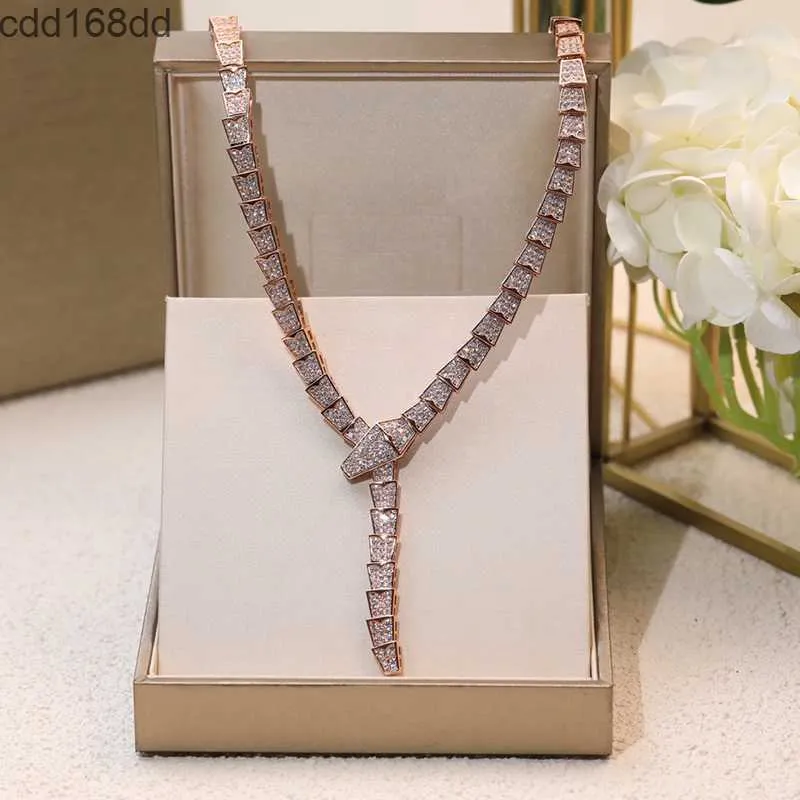 Colliers pendants Luxury Charme Femmes Gold Collier exquis