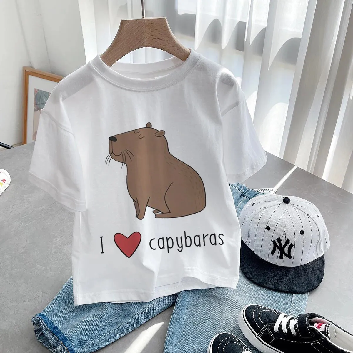 Capybara T -Shirt Kinder Kinder Tier T -Shirt Cartoons Kleidung Kid Girl Junge süße Capybaras lieben T -Shirt Baby Casual Top 240511