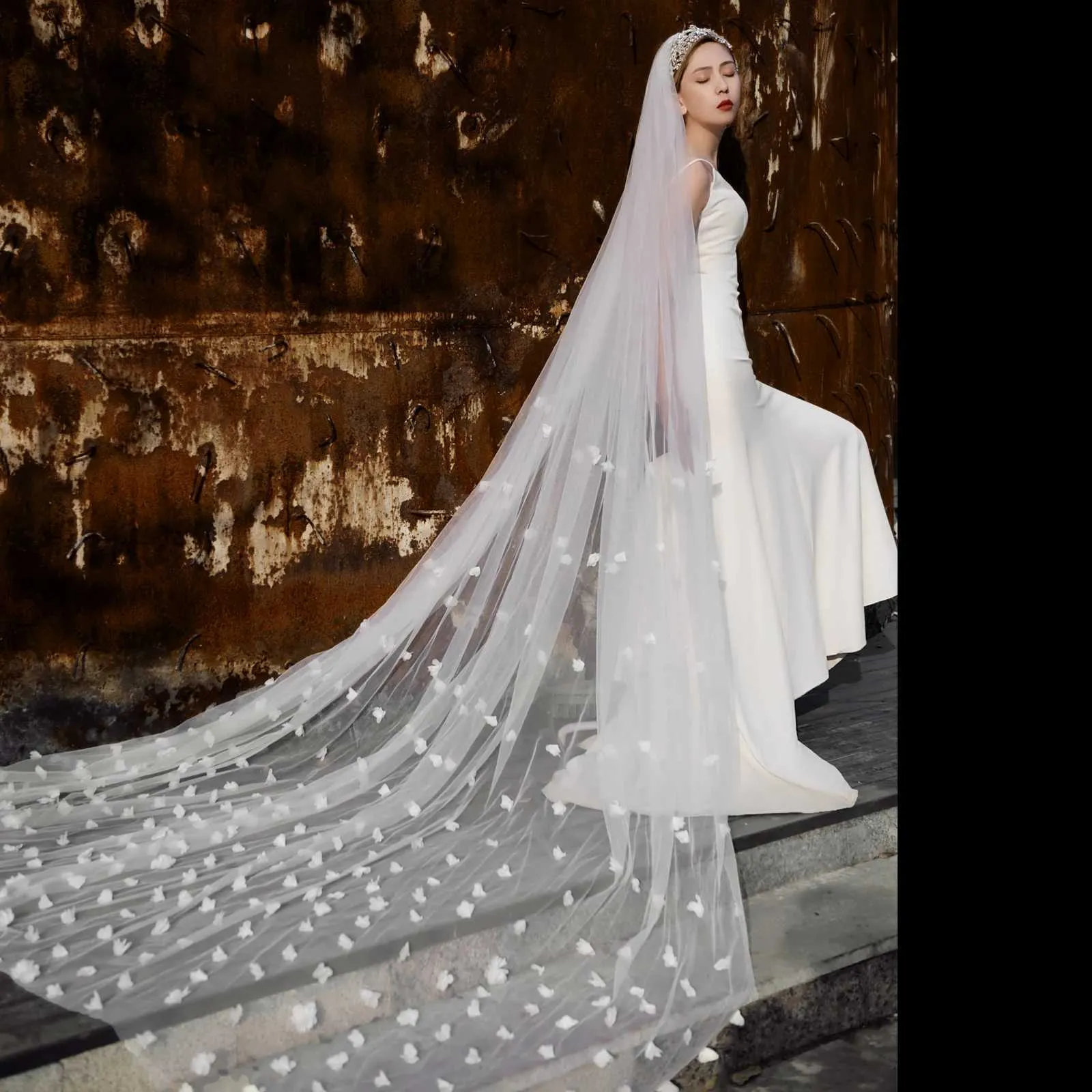 Hair Jewelry Long Cathedral Bridal 3D Flowers 1 Layer Soft Veil with Comb Wedding Accessories for Bride v20_voghion.com