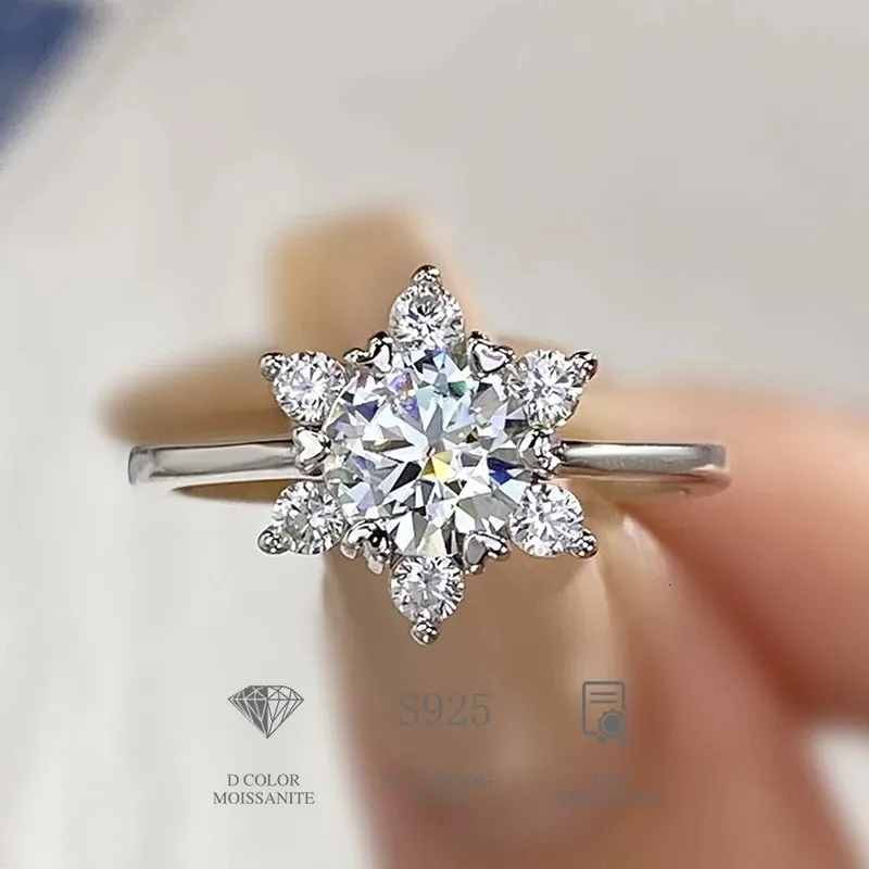 DW Glamorous Luxury 1CT Diamond Gemstone Snowflake Rings For Women Gfit Real 925 STERLING Silver Engagement Wedding 240428