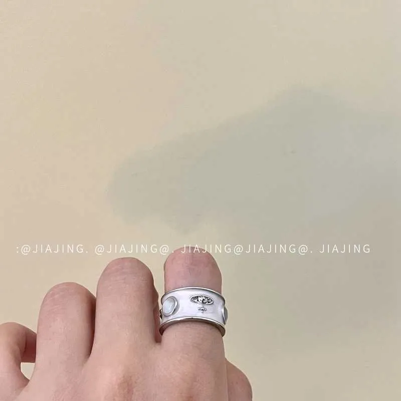 Designer Cold Wind Westwoods Saturn Email Ring voor vrouwelijke menigte Design High Sense Gepersonaliseerde wijsvinger met verstelbare openingsnagel