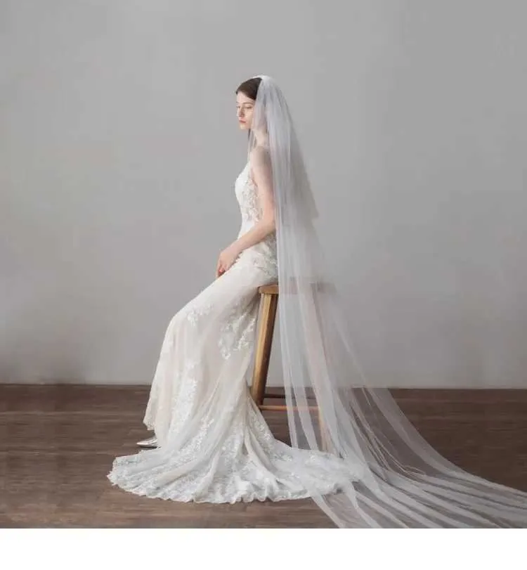 Hair Jewelry White Ivory Long Cathedral veil Raw Cut Edge Two Layer Bridal Veil with Comb Wedding Accessories bridal_voghion.com