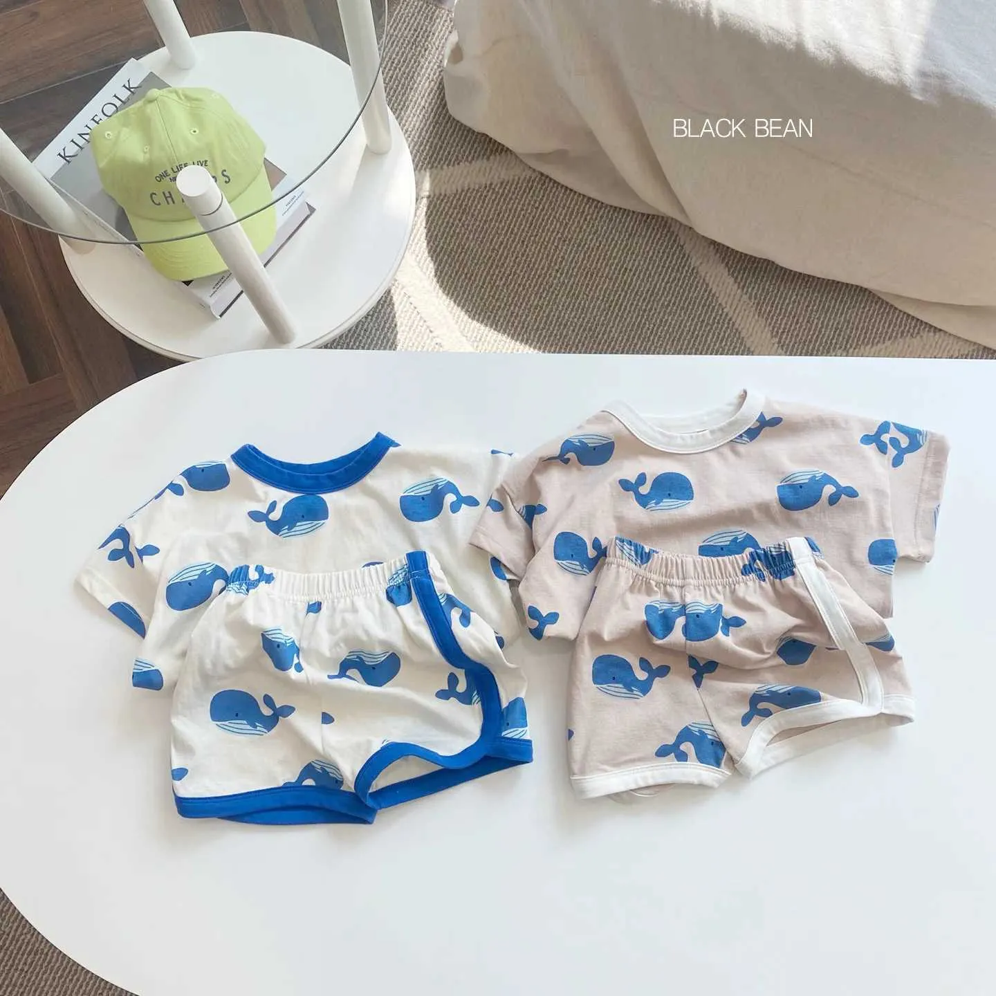 Kleidungssets 2024 Sommer Neues koreanisches Kleinkind Jungen 2pcs Kleidung Cotton Delphin Print Kurzarm Set Baby Cartoon Setl240513