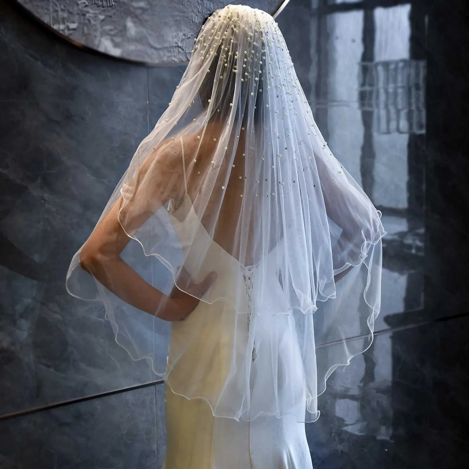 Hair Jewelry MZA32 2 Tier Veil with Blusher Pearls Bridal Veils Elbow Length Wave Pencil Edge Soft Wedding Accessories_ipsvogv.com