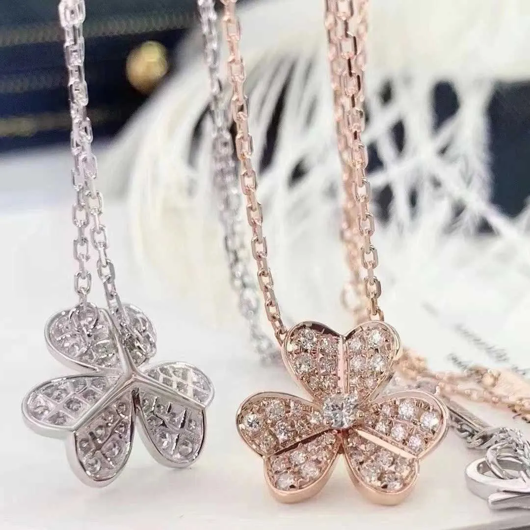 Collier de créateur Vanca Luxury Gold Chain V Gold High Lucky Clover Collier Femme 18K Rose Gol Full Diamond Petal Flower Pendant Y6pr