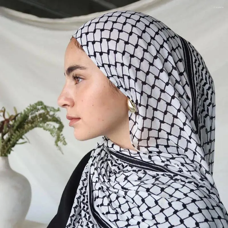 Sjaals Arabische hijab comfortabele zachte chiffon bedrukte plaid lange sjaal in het Midden -Oosten VAE dubai qatar voor vrouwen m7g7