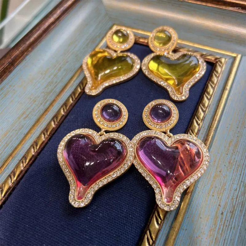 Boucles d'oreilles Stud Vintage Temperrament Glass Heart With Ringestone for Women's Girl Party Gift Bijoux en gros