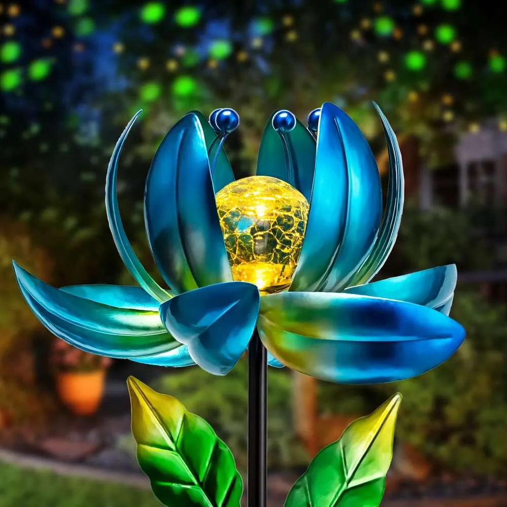 Solar Garden Lights Metal Decor, kolorowy wirning wiatrak Lotus Pathway LigThs z pękniętą kryształową kulą LED Oświetlenie Oświetlenie Oświetlenie Wodoodporne