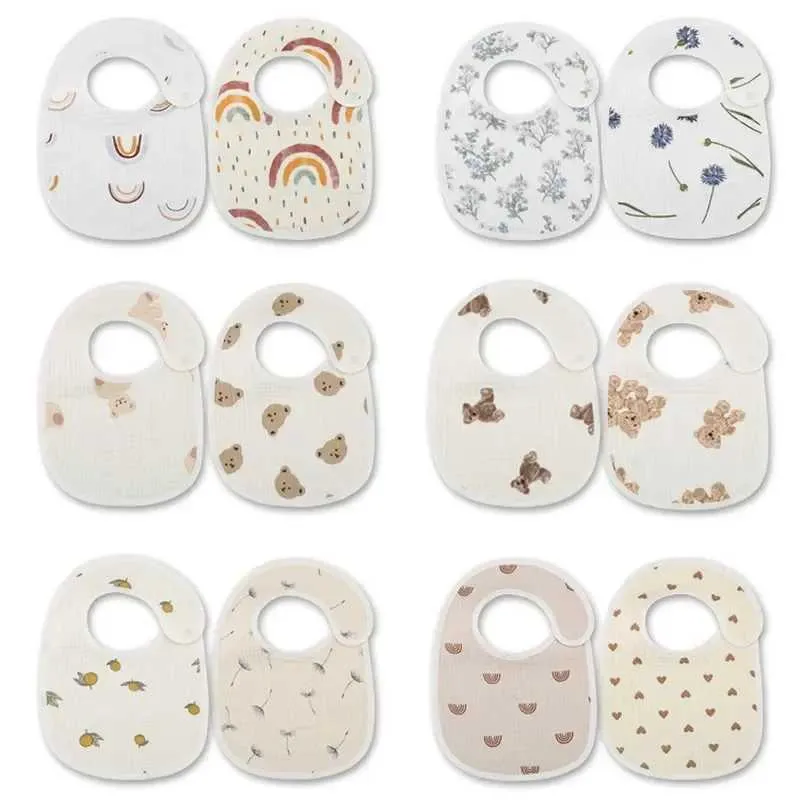 UDMQ Bibs Burp Tissu 2 pièces / Ensemble de Baby Bibs de coton pur NOUVEAU NOUVELLES Vêtements Bopu Nourchage pour enfants Boys et filles Salive Salive ACCESSOIRES D240513