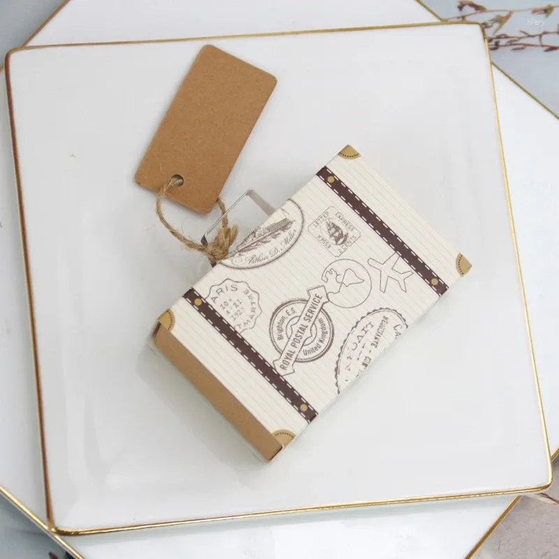 هدية التفاف 50pcs حقيبة ميني سريعة لصالح مربع رولنج سفر شكل الحلوى مفضلات الاستقبال لحفل الزفاف