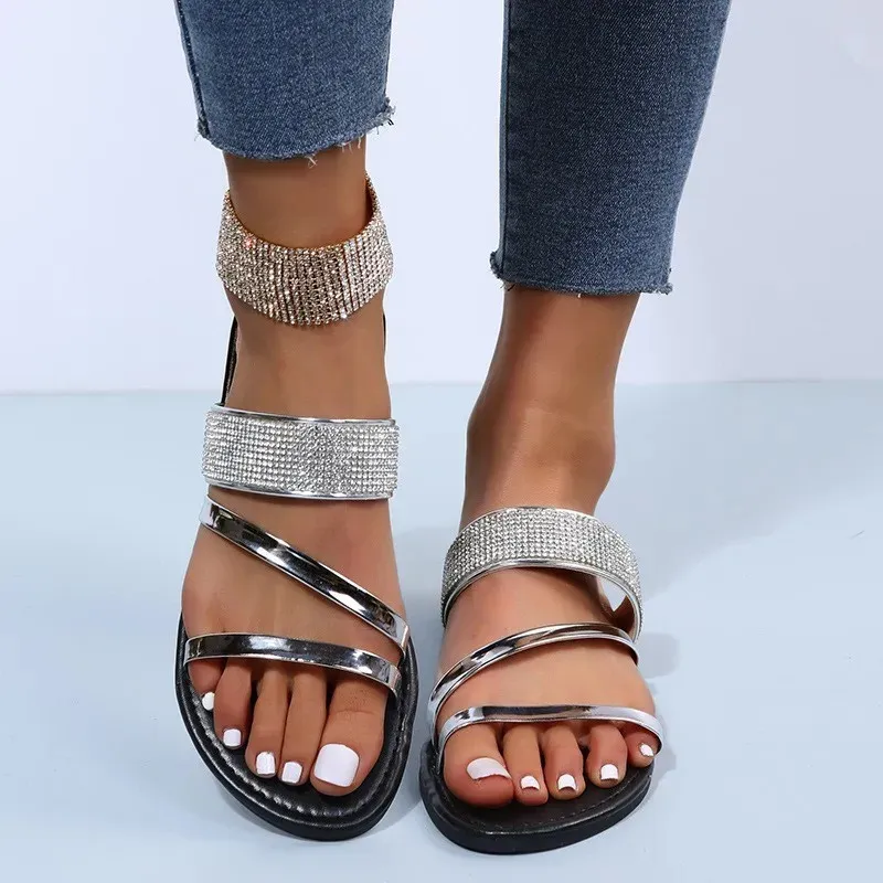 Luxury Rhinestone Sandalias Mujer Summer Sandals Women Flip Flops Flat Sandals Ladies Shoes Female Outdoor Bling Slippers 240509