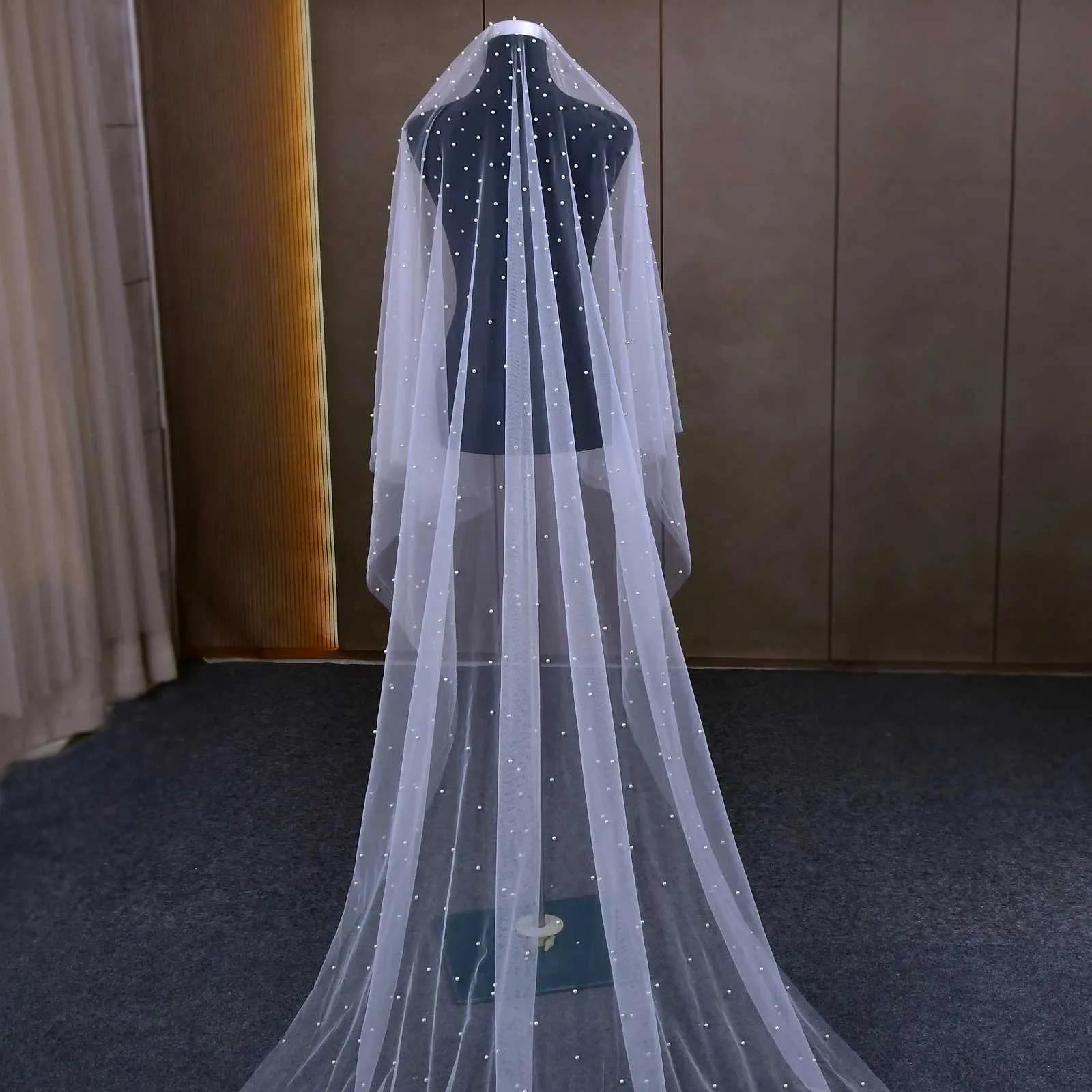 Gioielli per capelli V08 NO Pettine Velo Perle Veli da sposa in rilievo Copri viso Cattedrale Lunghezza Bordo grezzo Bellezza Sposa Matrimonio_voghion.com