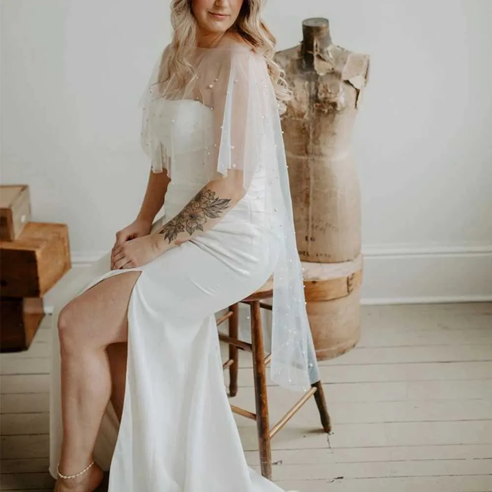 Svadobné šperky do vlasov, dámske pláštenky, krátke sako, perly, korálkové topy, svadobné pláštenky, závoj pre nevestu, bolero, elegantné ženy_voghion.com