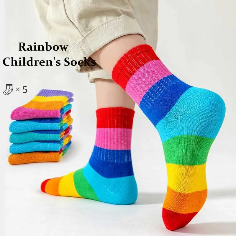 Chaussettes pour enfants 5 paires / lot de chaussettes arc-en-ciel pour enfants printemps et automne coton coton mignon 7 couleurs arc-en-ciel à rayures et filles SOCKS SPORTS 1-12 D240513