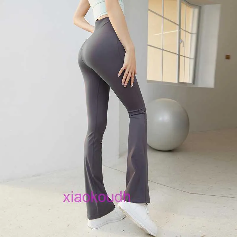 AAA Designer LUL Pantalon de yoga sportif pour femmes confortables original Femmes Outdoor et Fitness High Taist Lift Lignet Long Zhao Lusi Même style Flare