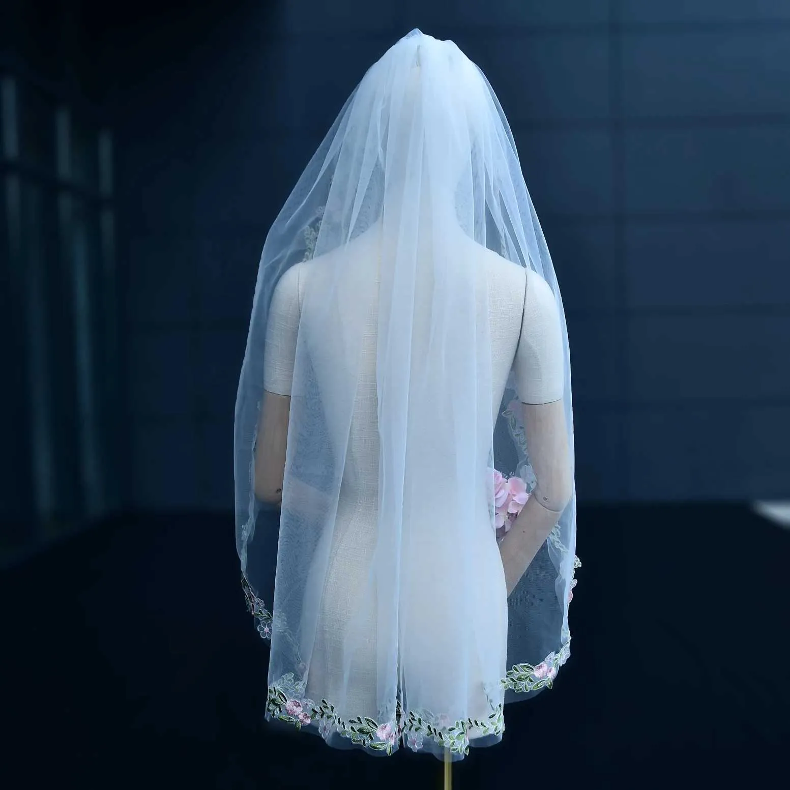 Haarschmuck Kurzer Schleier Spitzenrand Brautschleier 1 Stufe Fingerspitzenlänge Mantilla Weiche Brautkleider Zubehör für_voghion.com